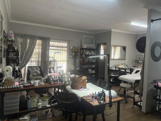3 Bedroom Property for Sale in Wolmaransstad North West